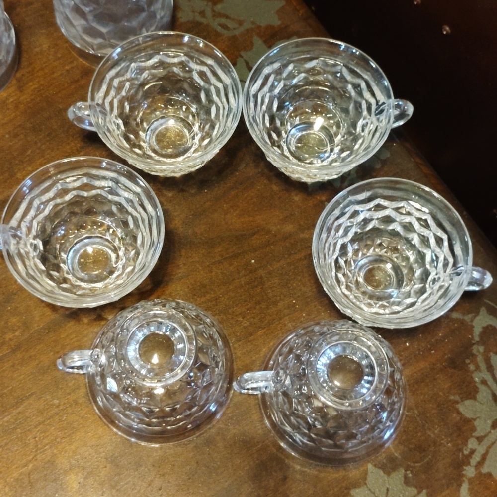 Set of tea cups